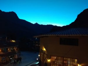 Silhueta das montanhas de Ollantaytambo - o que fazer em Machu Picchu